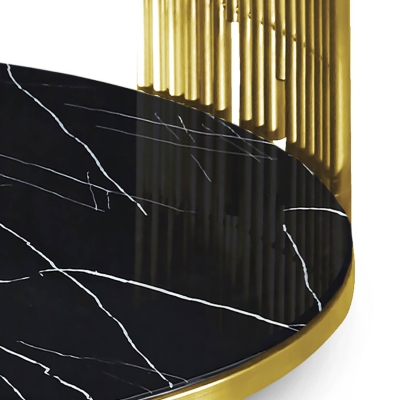 Table basse ronde en verre effet marbre noir et pieds en métal doré