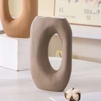 Vase en céramique marron clair H25 cm