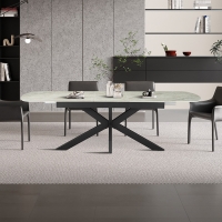 Table extensible rectangulaire en pierre fritt&eacute;e beige pieds en m&eacute;tal noir 180-220 cm