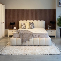 Lit double en tissu beige avec coffre 140x190 cm