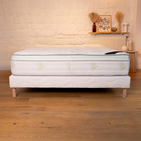 Matelas mémoire de forme 140 x 190 Hauteur 27 cm